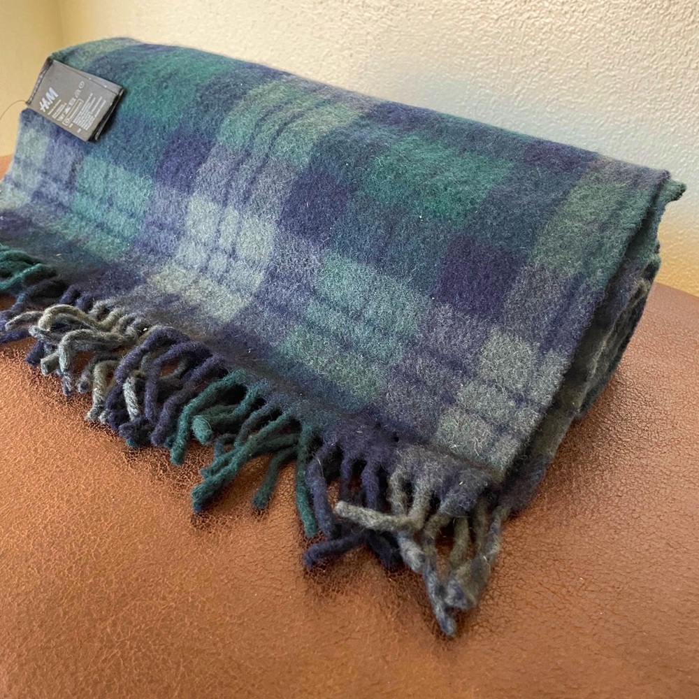 100% Wool H&M Green Classic Check Scarf